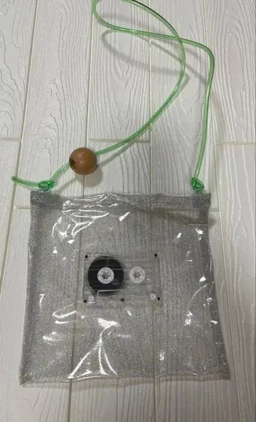 room boy pony 카세트 테이프 클리어 사코슈