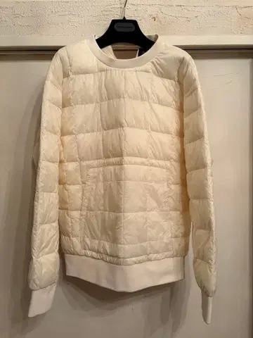 TAION 다운 풀오버 새상품급