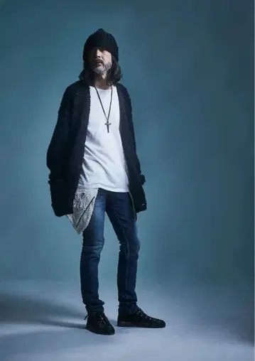 STRUM 루프 트위드 니트 롱 가디건 - BLACK