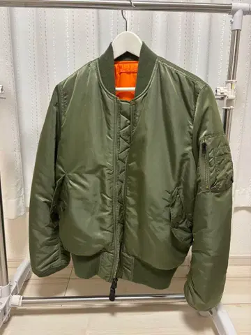 MA-1 플라이트 자켓 M 사이즈 올리브 그린