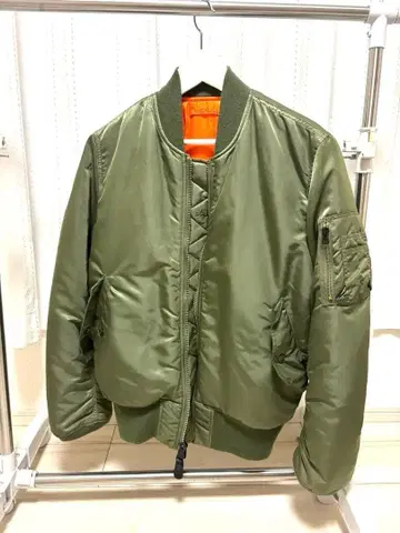 [ 새상품급 ] MA-1 플라이트 자켓 M 사이즈 올리브 그린