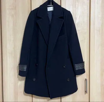 BORNY 볼니 네이비 더블 브레스트 피코트