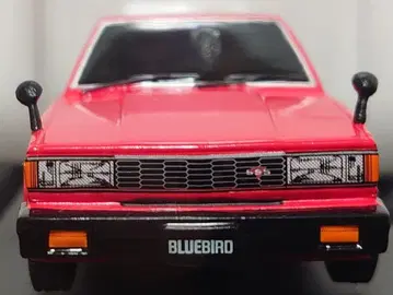 아오시마 스카이넷 1/43 닛산 910 블루버드 빨간색 1979