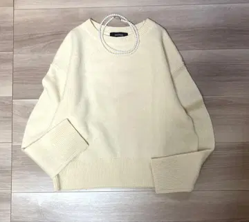 1회 착용 새상품급 언타이틀 23AW 레그 오브 머튼 울100 니트 2