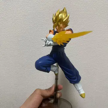 드래곤볼 초사이어인 오천크스 피규어