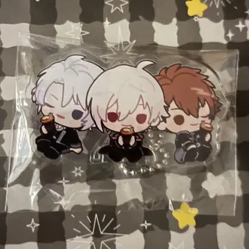 아이돌리쉬 세븐 TRIGGER 모미토이 크레이프 아크릴 배지 스탠드