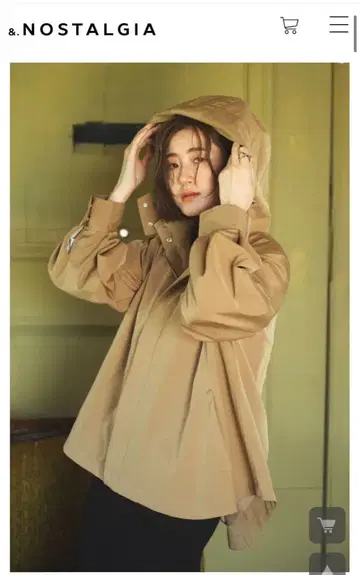 &.NOSTALGIA 베이지 후드 이너 포함 마운틴 후드티