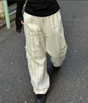 birthdayroom 레이스 라인 스웨트 팬츠