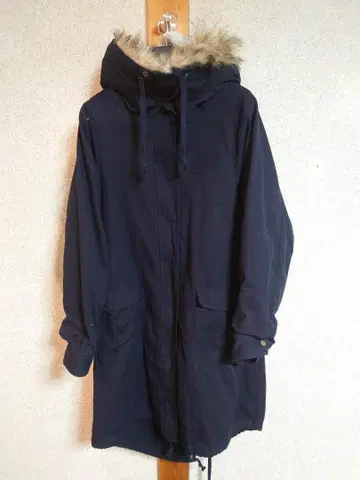 소말리아 오샤레 워커 모즈 코트 카키 사이즈 2