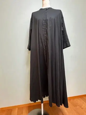 미즈이로 인드 블랙 롱 원피스 긴팔 코튼