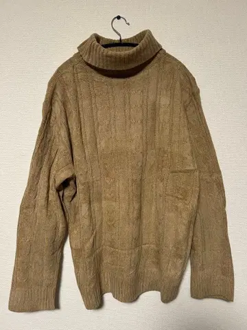 케이블 니트 터틀넥 니트 구제 의류