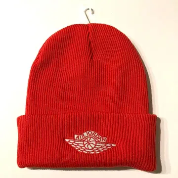 Nike Jordan Peak Rare Air Beanie