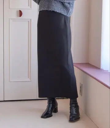 LOWRYSFARM 스무스 니트 타이트 스커트