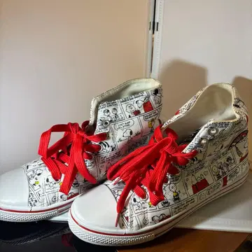 스누피 코믹 프린트 하이컷 스니커즈 24cm