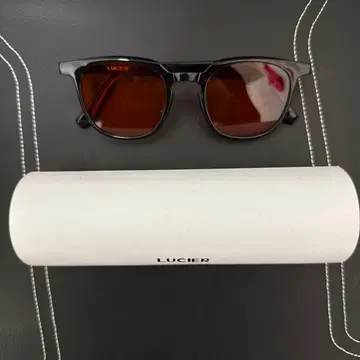 LUCIER 블랙 프레임 오렌지 렌즈 블루라이트 차단 안경