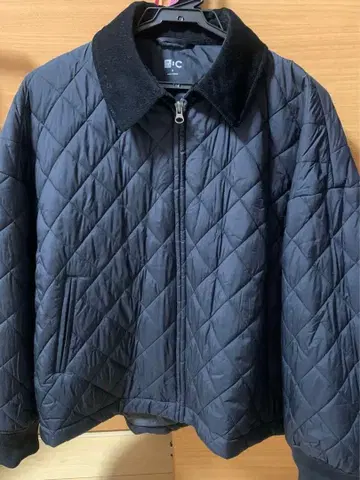 유니클로 퍼프 테크 블루종 블랙 M