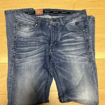 phiten 데미지 가공풍 데님 팬츠