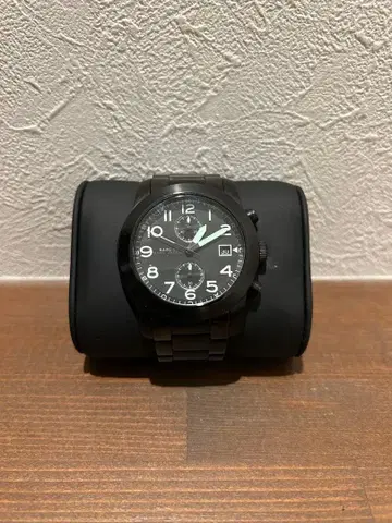 마크 제이콥스 바이 마크 제이콥스 손목시계