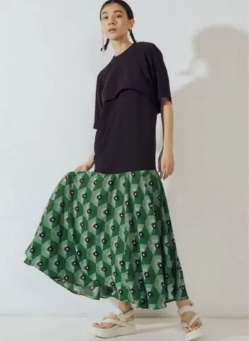 UN3D. 2WAY 패턴 도킹 원피스