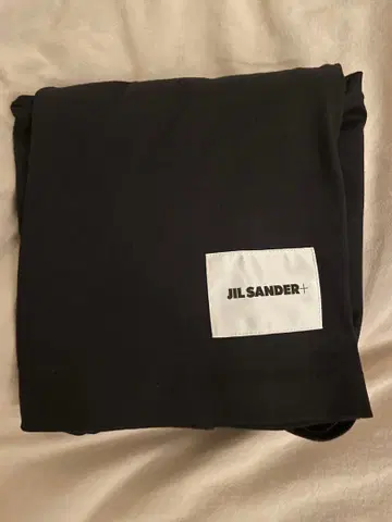 [ 새상품급 ] JIL SANDER+ 블랙 T셔츠