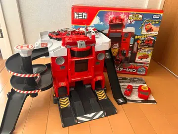 토미카 무선으로 삐삐 출동 지령! 변형 파이어 스테이션 토미카 포함