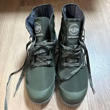 PALLADIUM 방수 스니커즈 카키 27cm