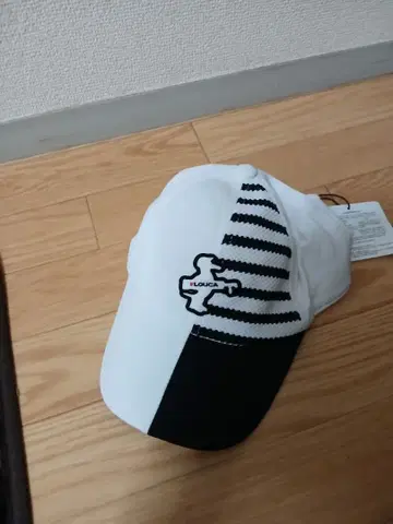 LUCA 스트라이프 캡 화이트/블랙