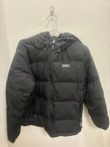 ROXY 블랙 다운 자켓 M