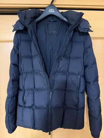 TATRAS 블랙 다운 자켓 지쏘 GESSO