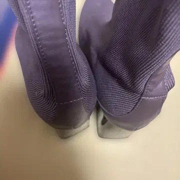 베이지 부츠 메탈 힐