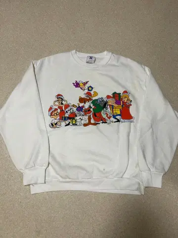 90s Delta 캐릭터 그래픽 맨투맨