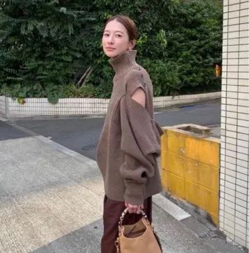 CLANE 2WAY 오프 숄더 니트 탑