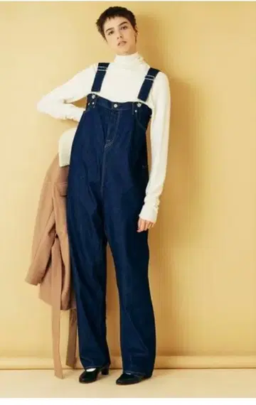 URVIN 아빈 네이비 데님 살로펫