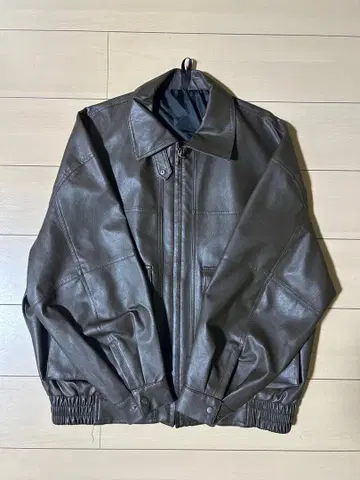 다크 브라운 페이크 가죽 자켓