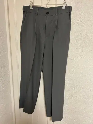 PUBLIC TOKYO 에버그리스 스트레이트 슬랙스