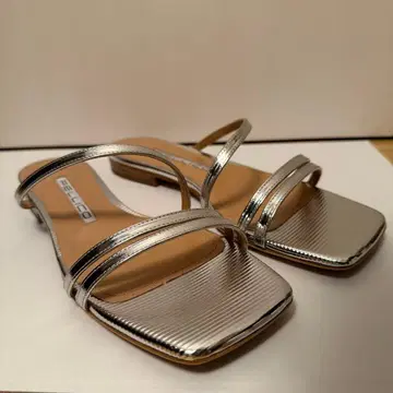 PELLICO 실버 스트랩 샌들 37 1/2