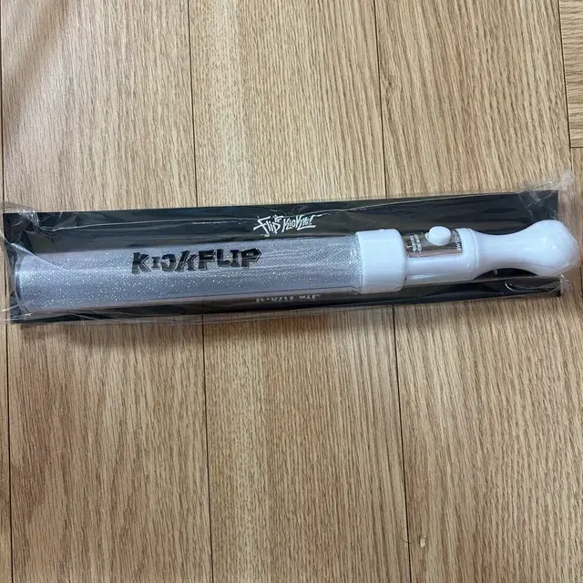 킥플립 응원봉 응그래 데뷔 임시 공방 역조공