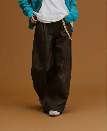 Soerte 가죽 와이드 배기 팬츠