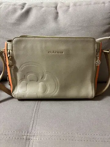 CLATHAS 숄더백