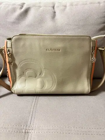 CLATHAS 숄더백
