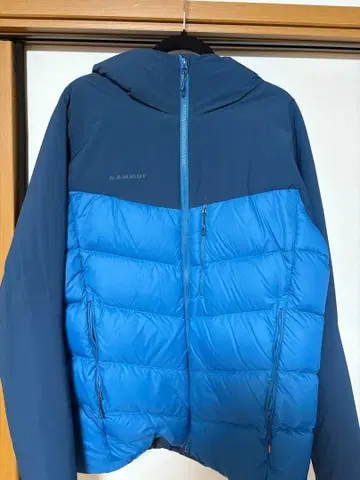 MAMMUT 후드 부착 다운 자켓 2XL