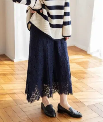 IENA 이에나 플라워 레이스 플레어 스커트 40 사이즈