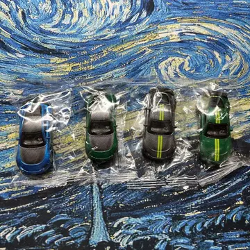 RW 1/64 애스턴 마틴 밴티지