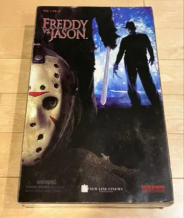 사이드쇼 프레디 vs 제이슨 피규어