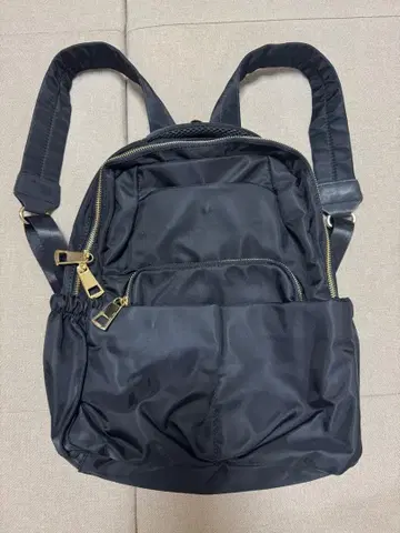 비타펠리체 10 포켓 나일론 백팩 블랙