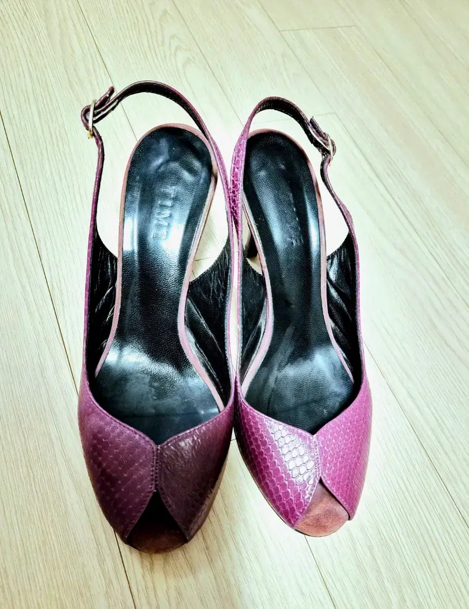 Time Leather Sandals 245