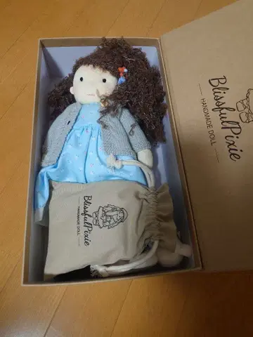 Blissful Pixie 핸드메이드 인형