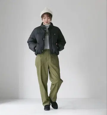 새상품급 Gymphlex 짐플렉스 스탠드 카라 숏 다운 블랙