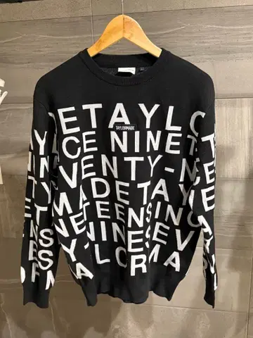 TaylorMade 얇은 소재 맨투맨 L 사이즈 블랙