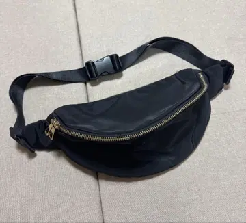 로페피크닉 파사쥬 나일론 바디백 블랙